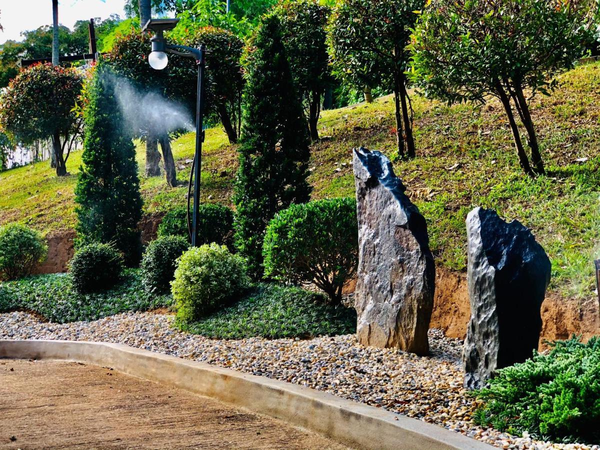 Chiangkhong Teak Garden Riverfront Onsen Hotel- Sha Extra Plus Chiang Khong Luaran gambar