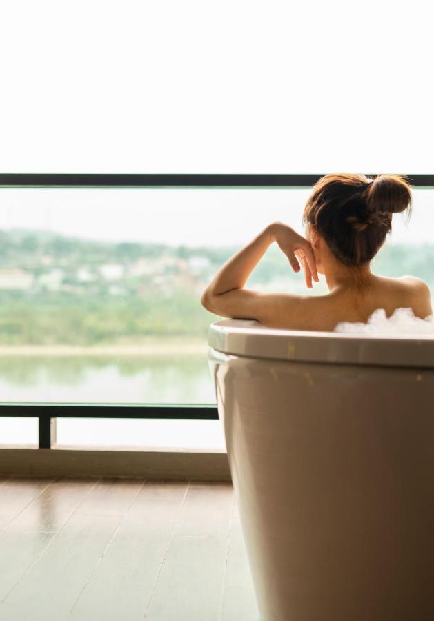 Chiangkhong Teak Garden Riverfront Onsen Hotel- Sha Extra Plus Chiang Khong Luaran gambar
